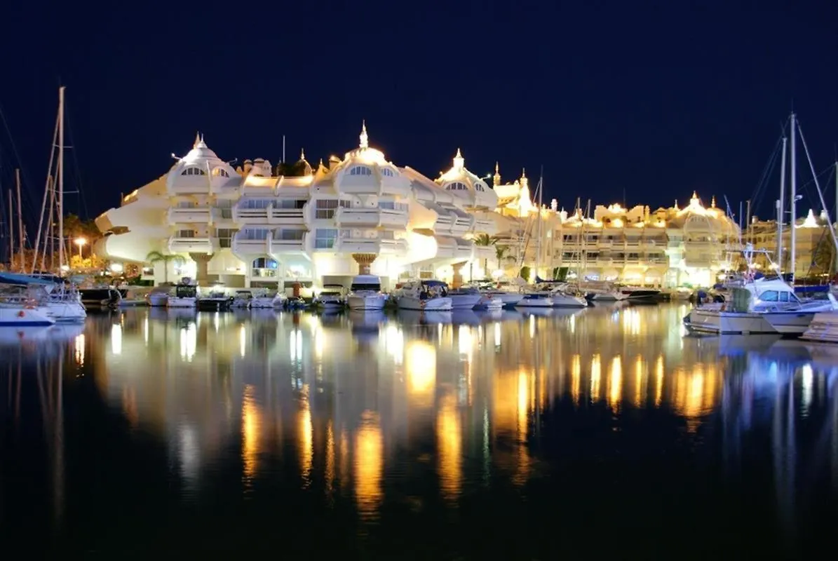 Piso En Alquiler En Benalmadena Costa Lägenhet