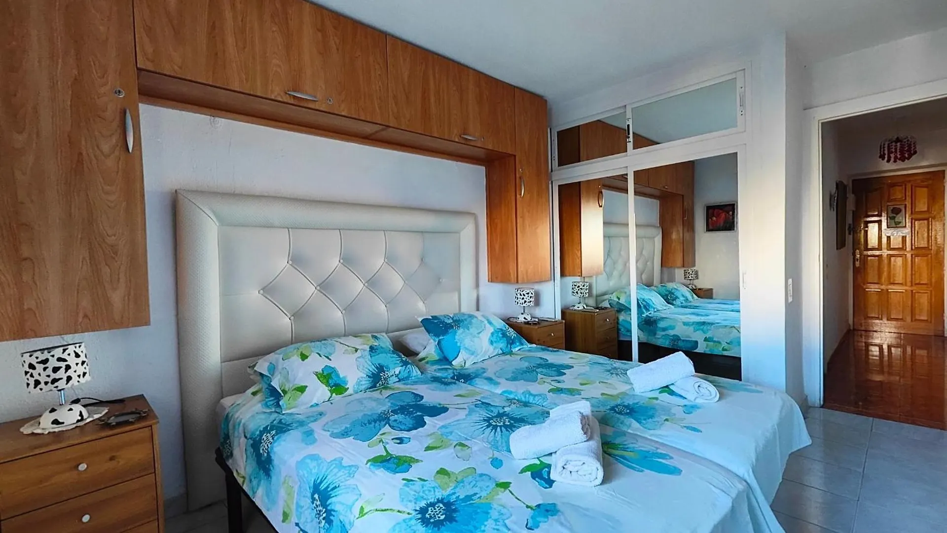 Piso En Alquiler En Benalmadena Costa 아파트